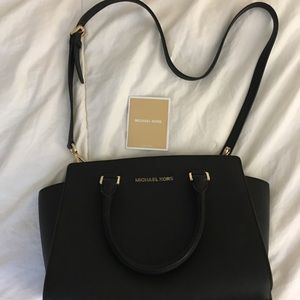 Michael Kors Cross Body